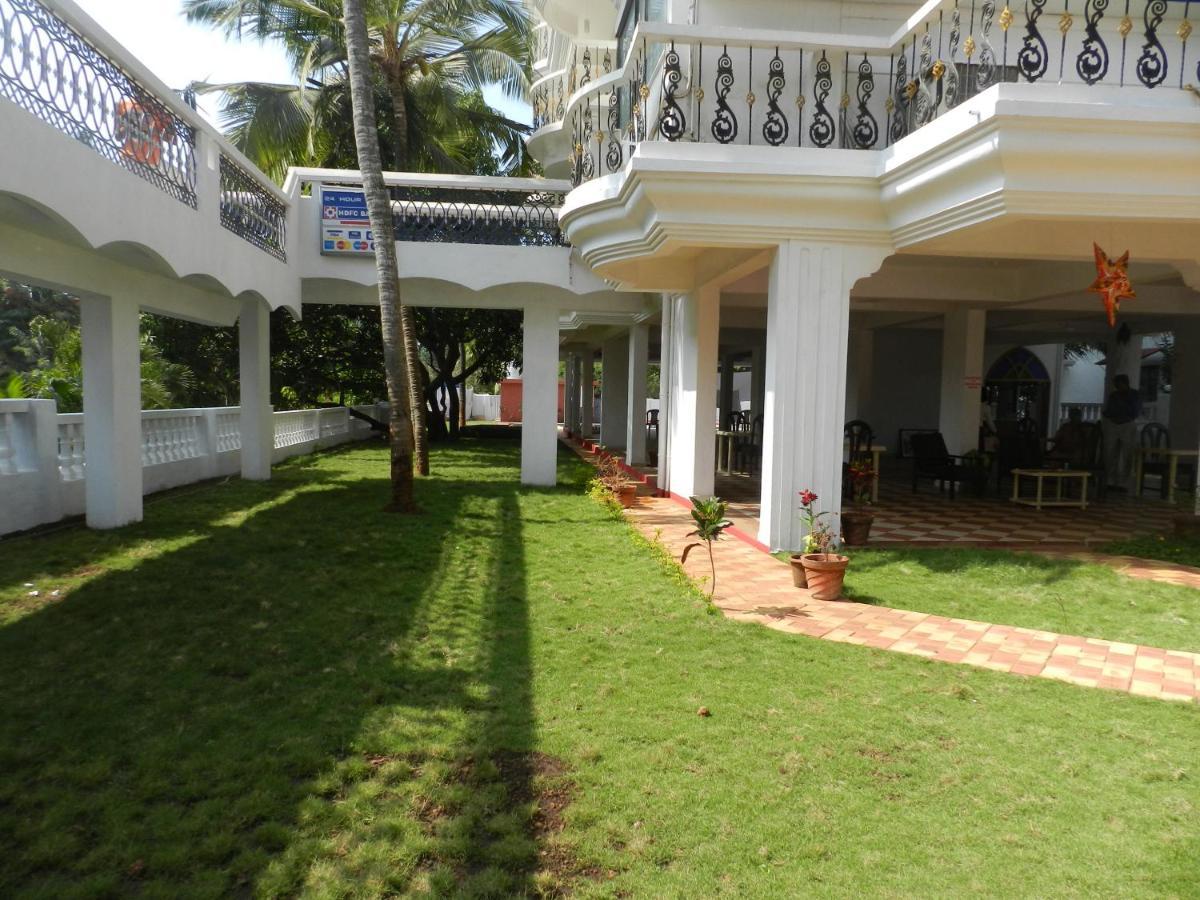 Bluesea Beach Resort Candolim Exterior photo