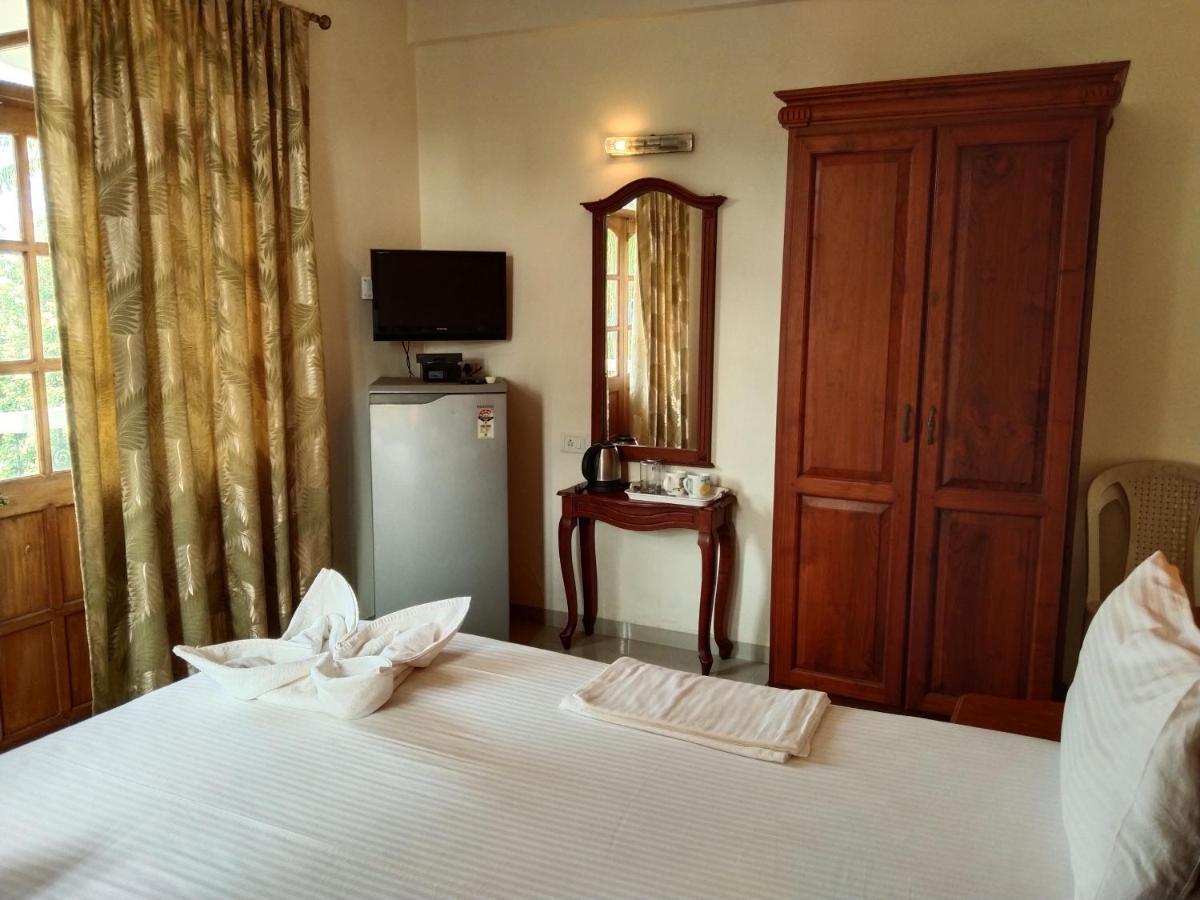 Bluesea Beach Resort Candolim Exterior photo